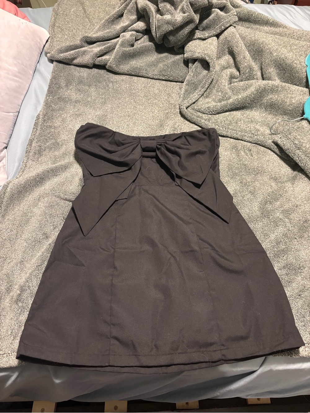 black bow dress